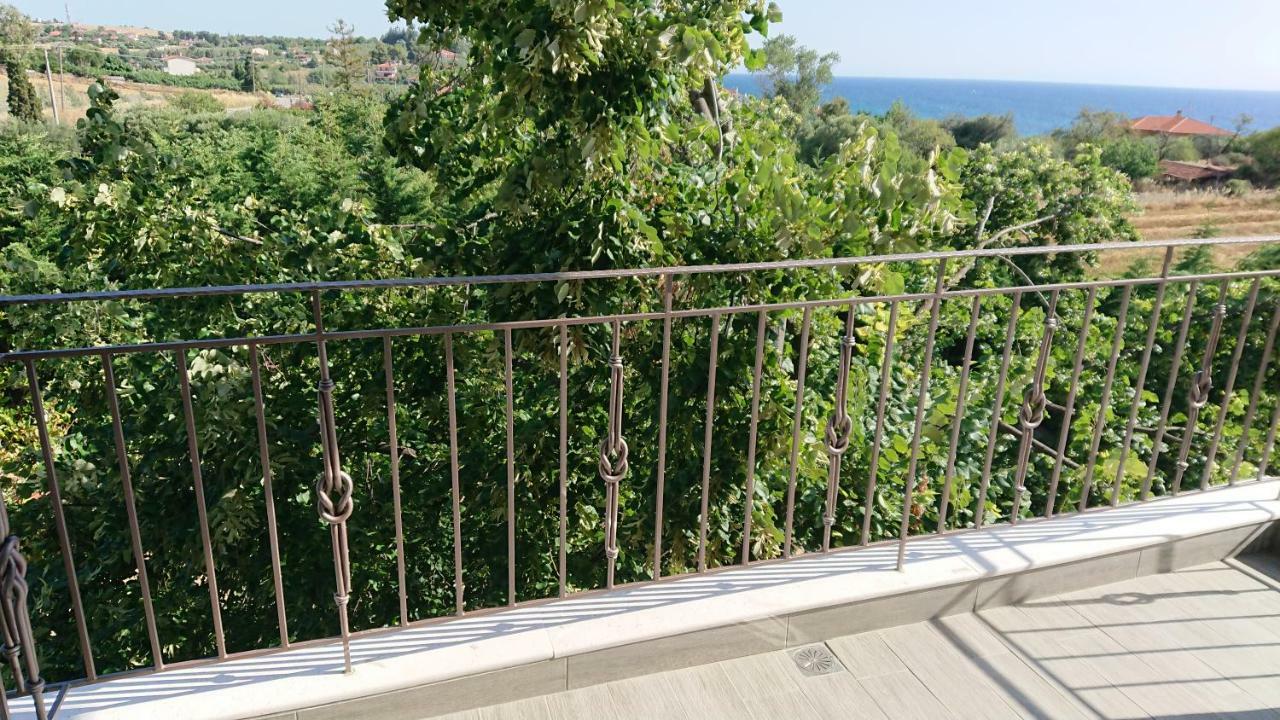 Stone House With Seaview Apartment Неа Потидея Екстериор снимка